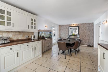4 bedroom Detached house for sale in Station Road, Firsby, PE23
