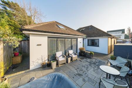 3 bedroom Bungalow for sale in Shardeloes Road, Skegness, PE25