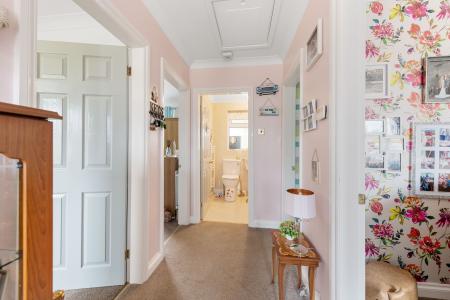 2 bedroom Detached bungalow for sale in Beacon Way, Skegness, PE25