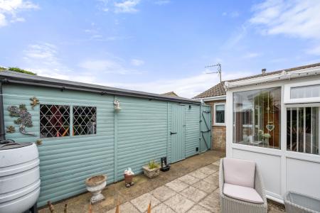 2 bedroom Detached bungalow for sale in Beacon Way, Skegness, PE25