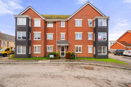1 bedroom Flat for sale in Braceby Road, Skegness, PE25