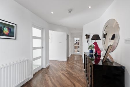 5 bedroom Detached house for sale in St Andrews Drive, Skegness, PE25