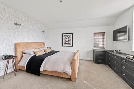 5 bedroom Detached house for sale in St Andrews Drive, Skegness, PE25