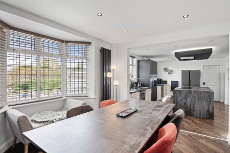 5 bedroom Detached house for sale in St Andrews Drive, Skegness, PE25