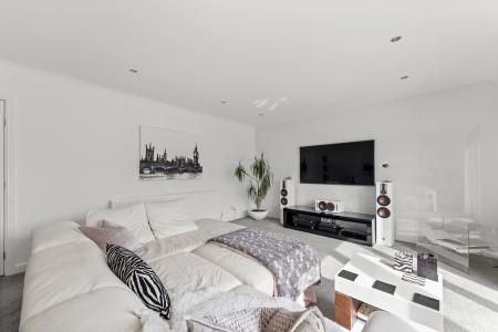 5 bedroom Detached house for sale in St Andrews Drive, Skegness, PE25