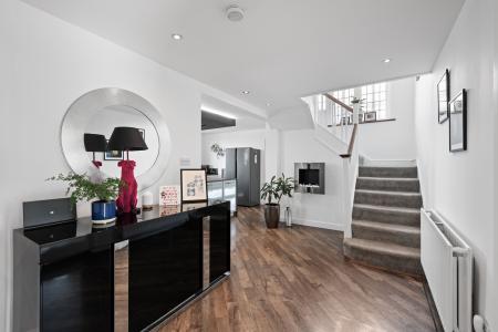 5 bedroom Detached house for sale in St Andrews Drive, Skegness, PE25