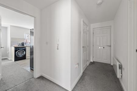 2 bedroom Flat for sale in Belton Park Road, Skegness, PE25