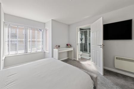 2 bedroom Flat for sale in Belton Park Road, Skegness, PE25