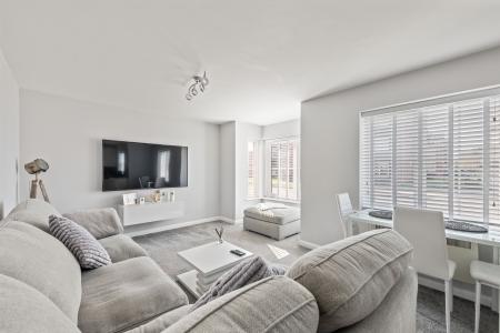 2 bedroom Flat for sale in Belton Park Road, Skegness, PE25