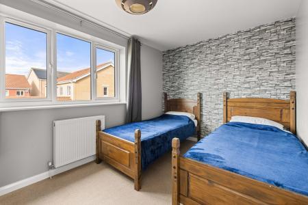 3 bedroom Terraced House for sale in Blyton Road, Skegness, PE25