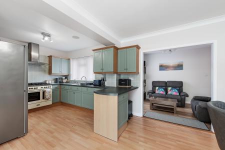 5 bedroom Detached house for sale in Norwood Road, Skegness, PE25