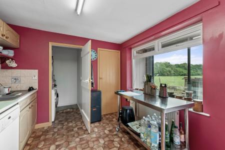 3 bedroom Detached bungalow for sale in Pinfold Lane, Bratoft, Skegness, PE24