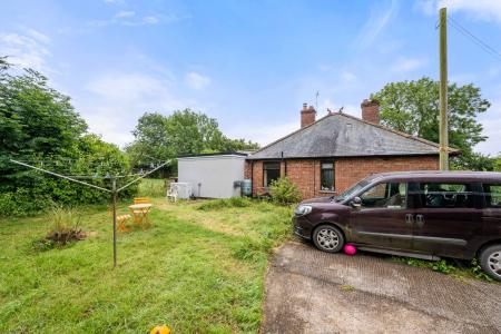 3 bedroom Detached bungalow for sale in Pinfold Lane, Bratoft, Skegness, PE24
