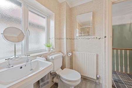 4 bedroom Detached house for sale in Marine Avenue, Skegness, PE25