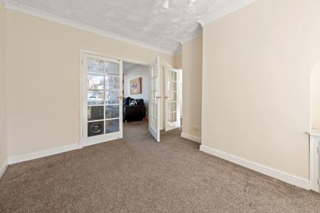 4 bedroom Semi-detached house for sale in Castleton Crescent, Skegness, PE25