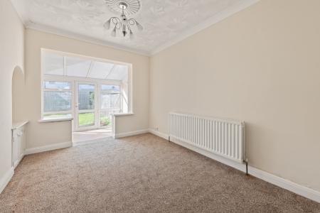 4 bedroom Semi-detached house for sale in Castleton Crescent, Skegness, PE25