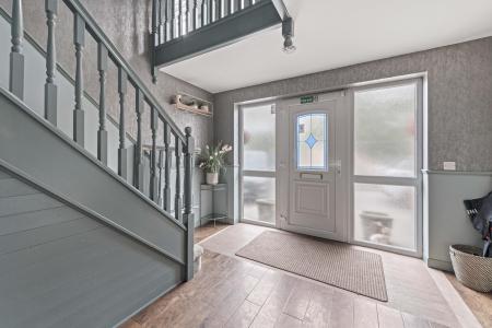 5 bedroom Detached house for sale in High Street, Ingoldmells, PE25