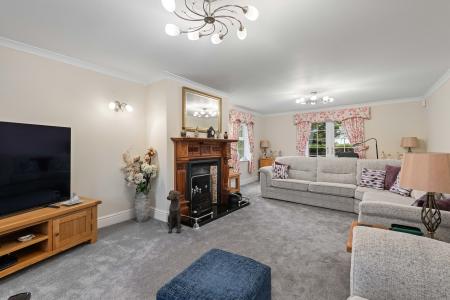 5 bedroom Detached house for sale in Church End, Winthorpe, PE25