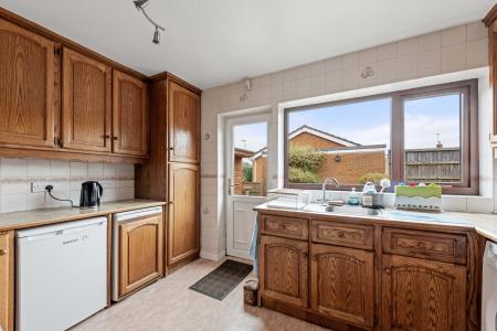 2 bedroom Detached bungalow for sale in Mayfield Grove, Skegness, PE25