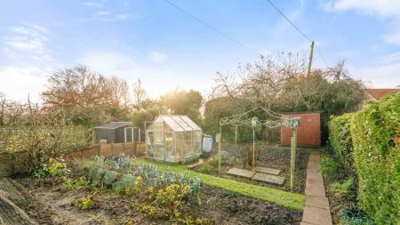 3 bedroom Semi-detached house for sale in Hogsthorpe Road, Mumby, LN13