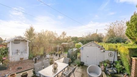 3 bedroom Semi-detached house for sale in Hogsthorpe Road, Mumby, LN13