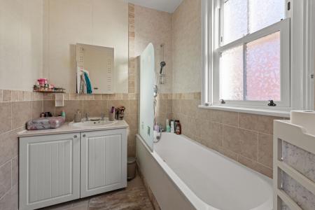 4 bedroom Flat for sale in Algitha Road, Skegness, PE25