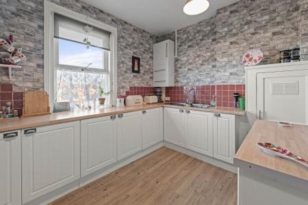 4 bedroom Flat for sale in Algitha Road, Skegness, PE25