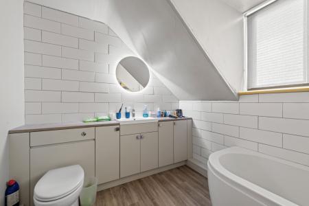 4 bedroom Flat for sale in Algitha Road, Skegness, PE25