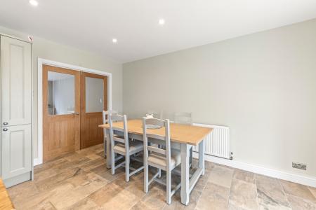 5 bedroom Detached house for sale in High Street, Ingoldmells, PE25