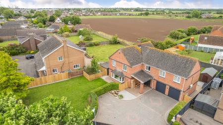 5 bedroom Detached house for sale in High Street, Ingoldmells, PE25