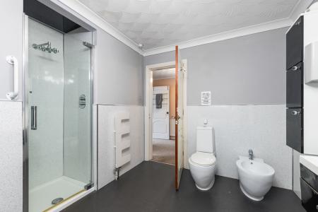 4 bedroom Detached house for sale in Derby Avenue, Skegness, PE25