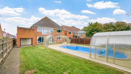 4 bedroom Detached house for sale in Derby Avenue, Skegness, PE25