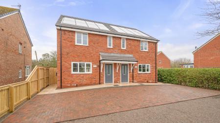 Skegness Road, Burgh Le Marsh, PE24