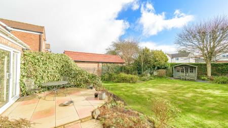 5 bedroom Detached house for sale in Sunningdale Drive, Skegness, PE25