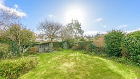 5 bedroom Detached house for sale in Sunningdale Drive, Skegness, PE25