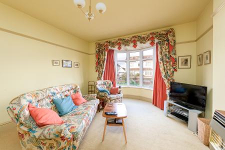 5 bedroom Detached house for sale in Sunningdale Drive, Skegness, PE25