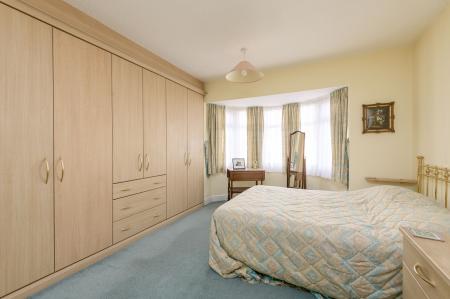 5 bedroom Detached house for sale in Sunningdale Drive, Skegness, PE25