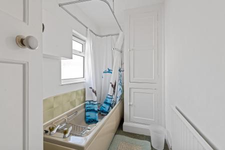 4 bedroom Detached house for sale in Marine Avenue, Skegness, PE25