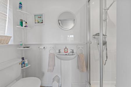 3 bedroom Detached bungalow for sale in Doubledays Lane, Burgh Le Marsh, PE24