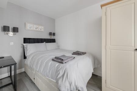 4 bedroom Detached bungalow for sale in Seacroft Road, Mablethorpe, LN12