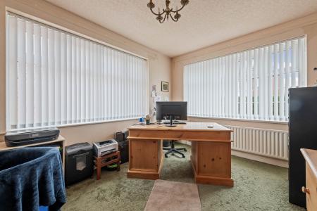 4 bedroom Detached house for sale in Derby Avenue, Skegness, PE25