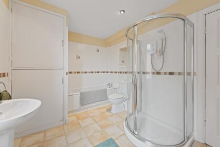 4 bedroom Detached house for sale in Derby Avenue, Skegness, PE25