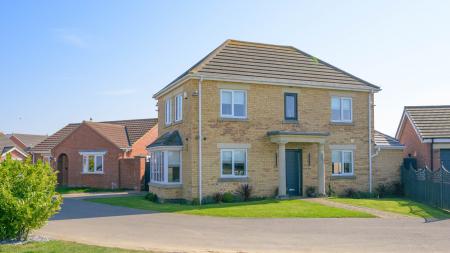 3 bedroom Detached house for sale in Wickenby Way, Skegness, PE25