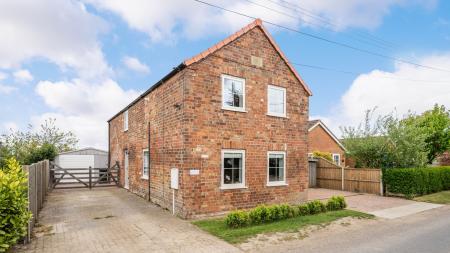 3 bedroom Detached house for sale in Sea Lane, Friskney, PE22