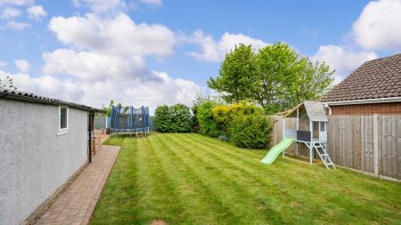 3 bedroom Detached house for sale in Sea Lane, Friskney, PE22