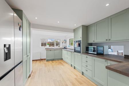 3 bedroom Detached house for sale in Sea Lane, Friskney, PE22