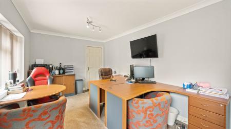 4 bedroom Detached bungalow for sale in Summer Gates Lane, Bratoft, Skegness, PE24