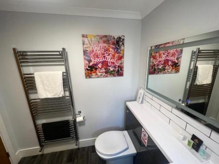 4 bedroom Detached bungalow for sale in Summer Gates Lane, Bratoft, Skegness, PE24