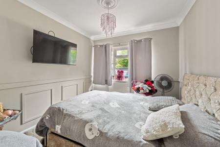 4 bedroom Detached bungalow for sale in Summer Gates Lane, Bratoft, Skegness, PE24