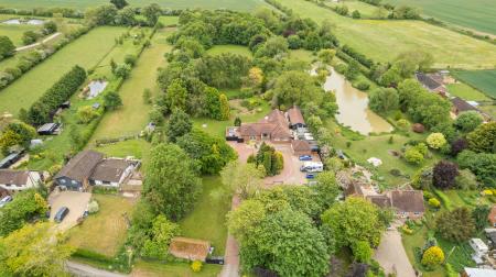 4 bedroom Detached bungalow for sale in Summer Gates Lane, Bratoft, Skegness, PE24